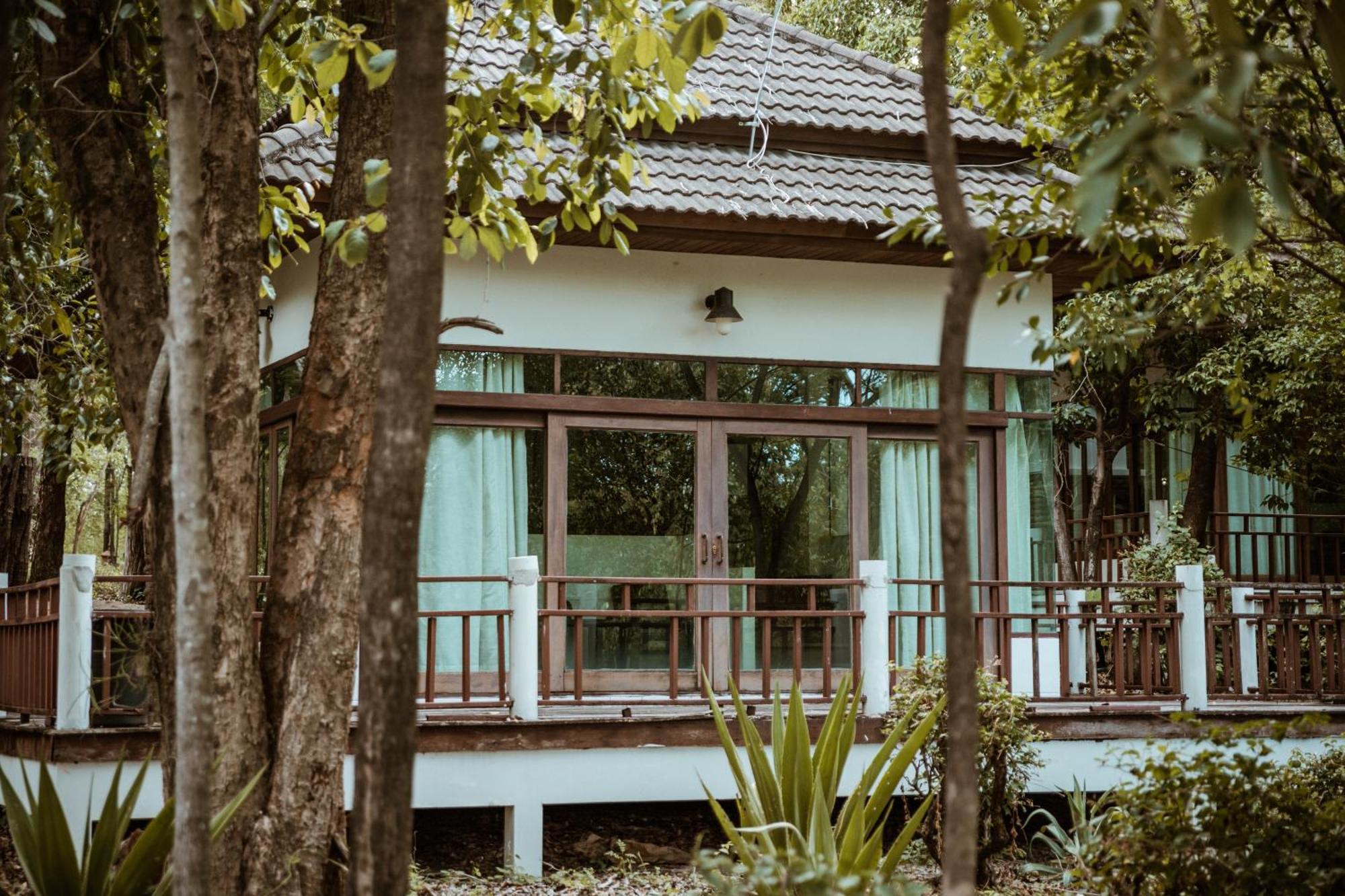 Tak Andaman Resort & Hotel Exterior foto