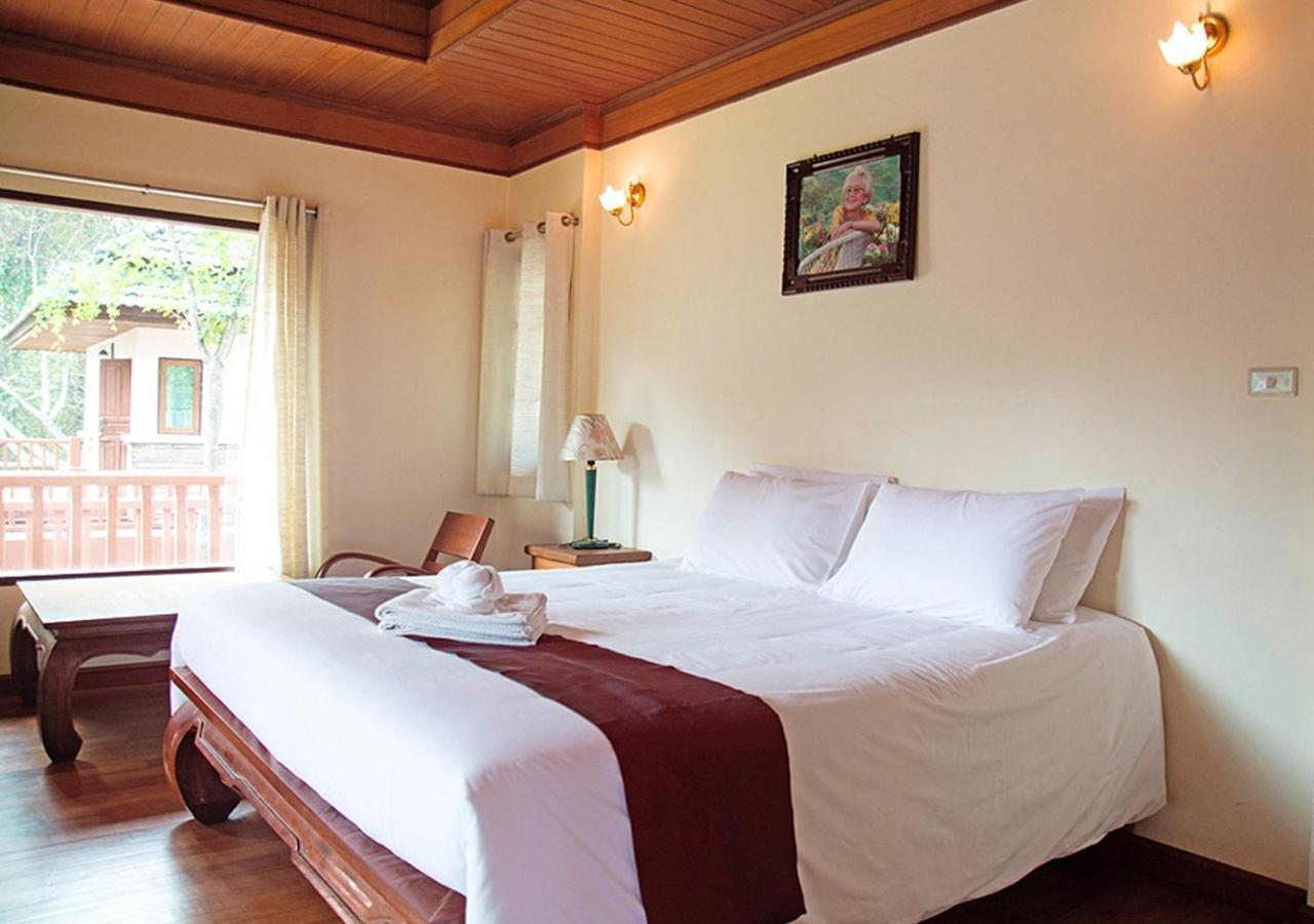 Tak Andaman Resort & Hotel Exterior foto